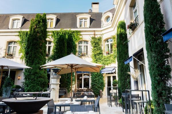 Cèdre Beaune, A Beauvallon Hotel & Spa - Savigny-lès-Beaune
