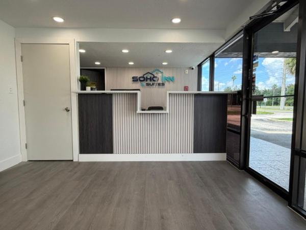 Soho Inn & Suites - Kissimmee, FL