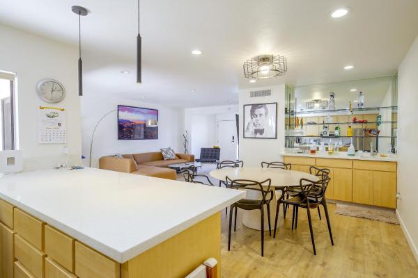 Walk To El Paseo Shops! Palm Desert Condo W/ Patio - Palm Desert, CA