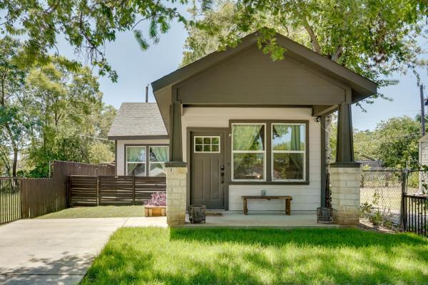 Historic Southside Fort Worth Home W/ Fenced Yard! - Stop 6 - Fort Worth