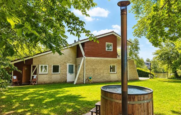 Stunning Home In Vlagtwedde With Sauna - Groningen Provinz, Niederlande