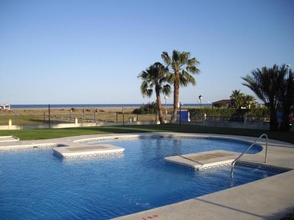 Na fotografii je vidět objekt Residencial Veramar 4, Vera Playa, Almeria nacházející se ve městě Vera.