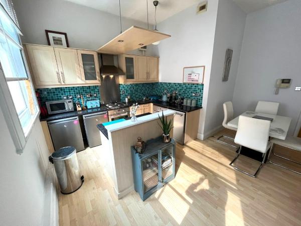 Charming 2 Bedroom Nottingham City Apartment - Nottingham Castle