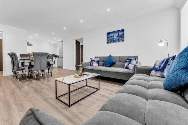 Spacious & Modern Anfield Flat With Wi-fi And Sleeps 4 - Liverpool