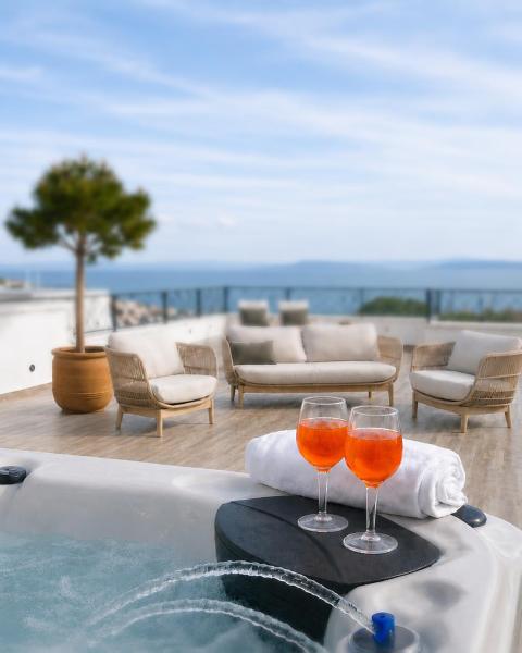 Mare Vista Rooftop Penthouse Sea View & Private Jacuzzi - Trogir