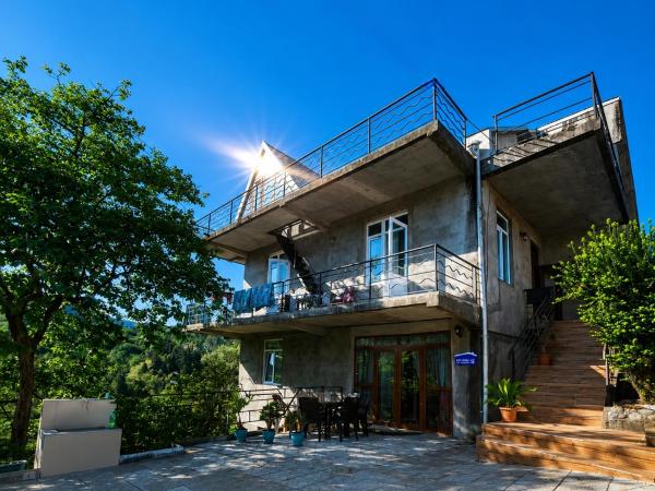 53 Jincharadze Street Makhinjauri, Batumi - Georgia