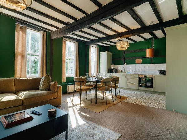 Conservatory Lofts Charming Stay On Historic Friar Street - Malvern