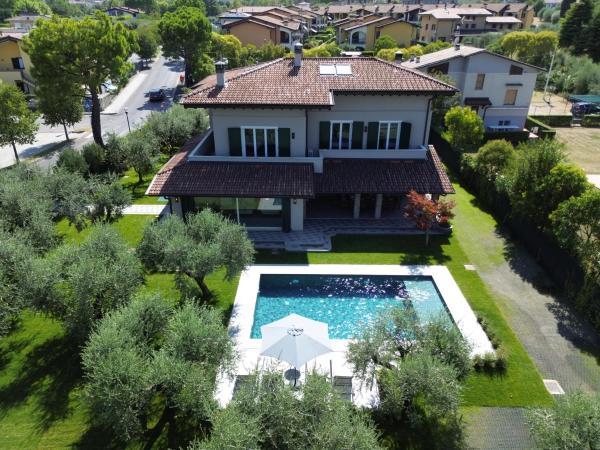 Villa Incanto 4br Villa With Private Pool & Garden 500m From Lake Garda - Manerba del Garda