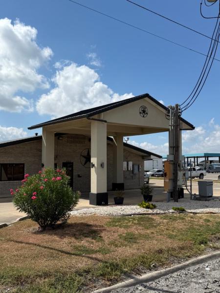 Von Ormy Executive Inn - San Antonio