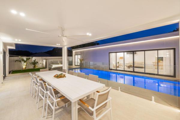 57 Tomaree Road Complex - House And Cabana With Pool, Linen, Air-con, Wi-fi, Boat Parking - Nelson Bay