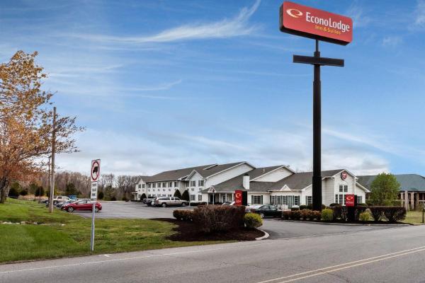 Econo Lodge Inn & Suites Dickson - Tennessee