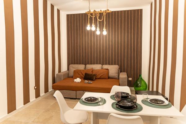 Dimora Margò - Elegant Historic Escape - Mola di Bari