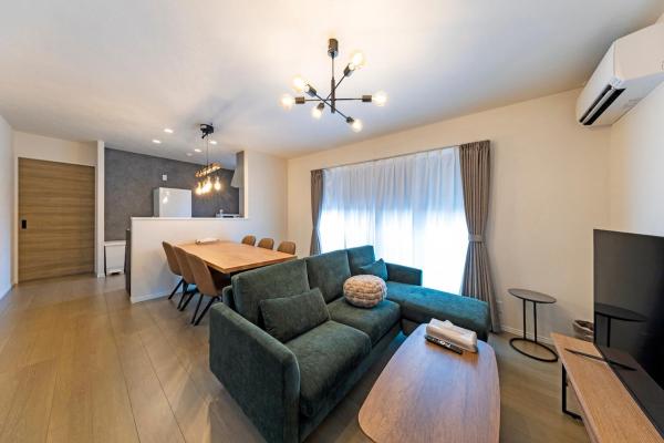 Amp Flat Katakasu Suite - New Build House , Free Parking , Sleeps 11 , Near Gion Sta - Fukuoka