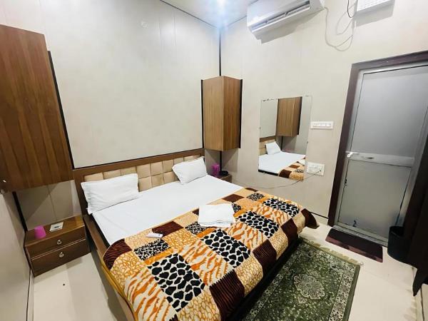Hotel Awadh Villas Ayodhya, Near Ram Mandir - Ayodhya