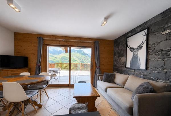 Chalet Adele - Appartement 4 Personnes Situé En Bord De Piste St Martin De Belleville Mae-5684 - Les Menuires