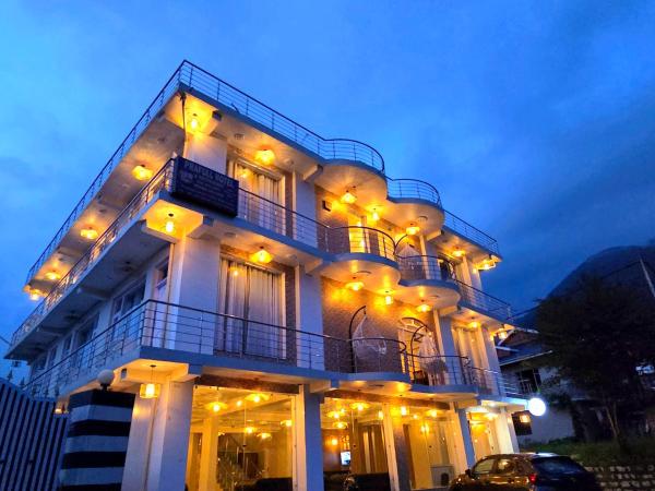 Prafull Hotel & Restaurant - Bir