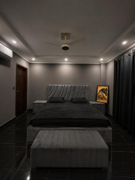 2 Bed Luxury Apartment - Lahore