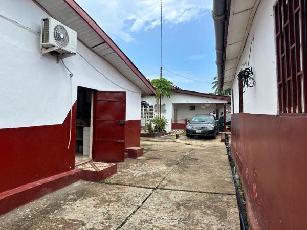Gwendoline & Iris Service Apartments - Sierra Leone