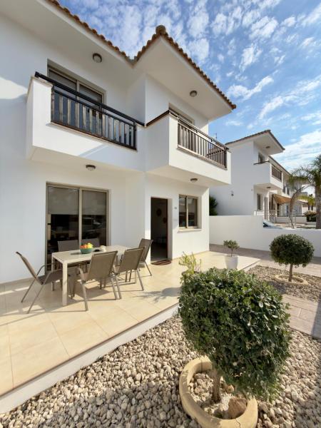 The Luma - Modern 3br Villa - Walking To Beach - Famagusta