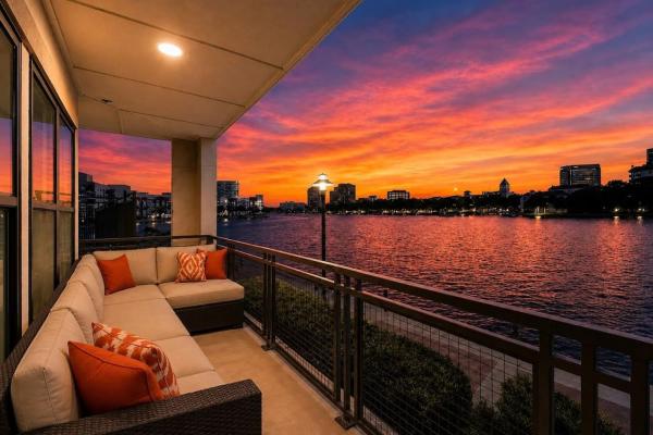 Stunning Lakefront 3br, Wake Up To Water - Irving, TX
