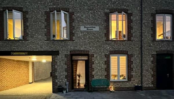 Modern Duplex Apartment 10 Mins From Goodwood - Chichester