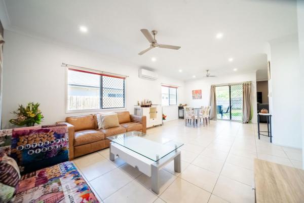 Relaxing 4br Family Escape - Ville de Townsville