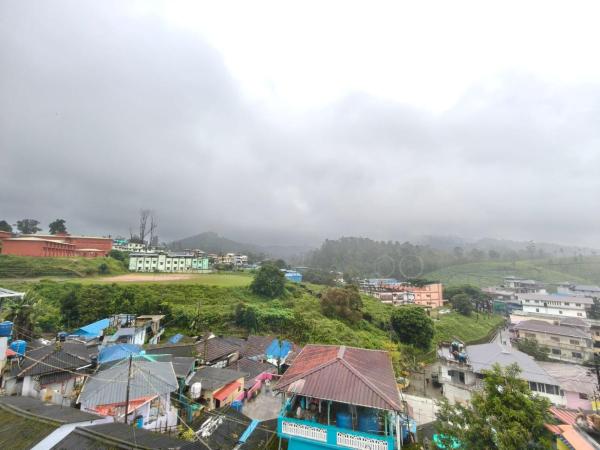 Starhome Stay - Valparai