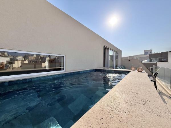 Luxury Penthouse With Pool And Terrace For 5 Guests - La Valette