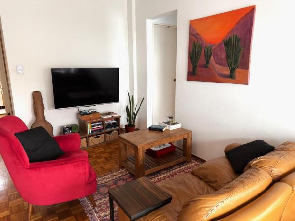 Habitación Privada Con Escritorio En Recoleta - Buenos Aires
