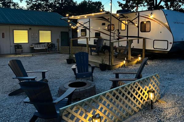 7 Mi To Lake! Glamping Experience In Hermitage - Pomme de Terre Lake, MO