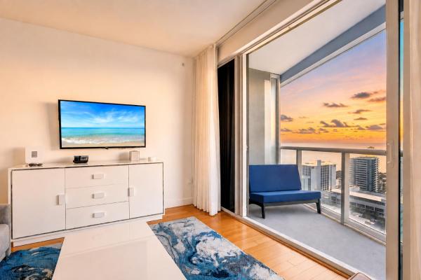 W Corner 1br, 23rd Fl Ocean Views - Fort Lauderdale, FL