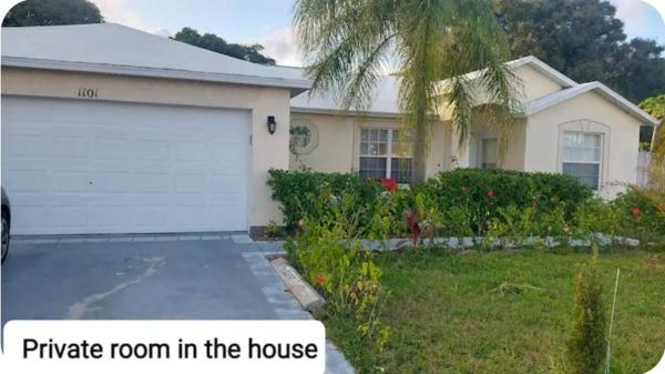 Close To Beach - Fort Pierce, FL