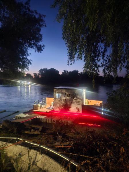 Eva's Ark - Crișan