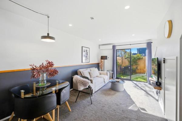 Walk 2 Casino, Town Hall, Tepae, Free Carpark - Christchurch