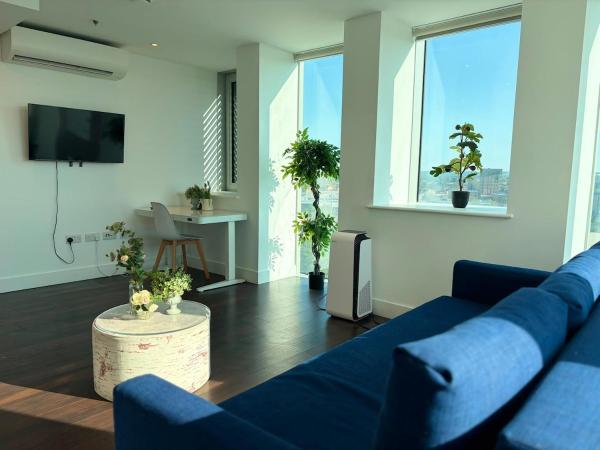 Sleep-6, 2-bedroom Flat, 5 Min To Colliers Wood, Bp108 - Londres