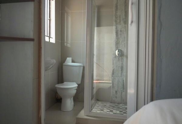 Poblars Guest House - Soweto