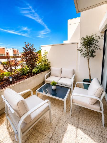 Duplex 6 Pers Moderne Et Tout éQuipé Avec Terrasse - Évreux