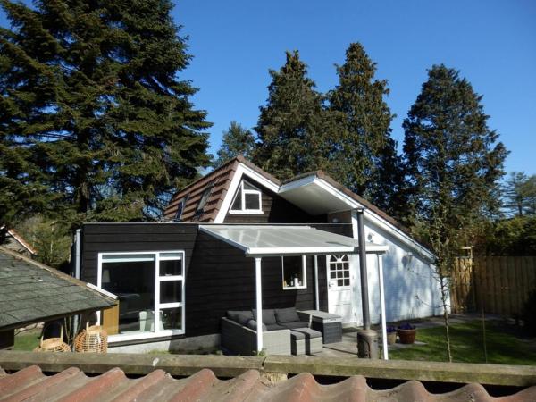 Family Villa With Jacuzzi & Large Garden - Dalfsen