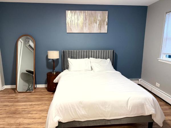 Cozy 1br Retreat Near Transit, Dining And Parking - Wilmette, IL