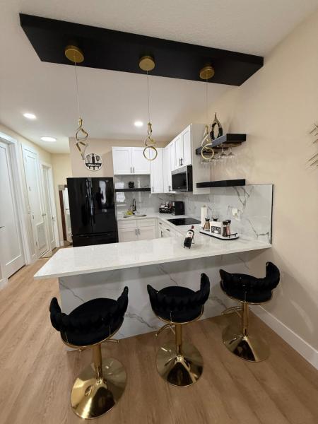 Cozy Renovated Home In Yborcity, Historic District - Tampa, FL