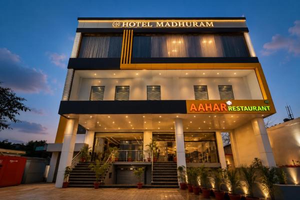 Hotel Madhuram Ayodhya - Near Ram Mandir - Faizabad