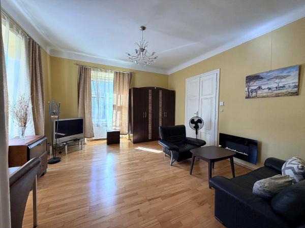 City Apartment 1030 - Belvedere