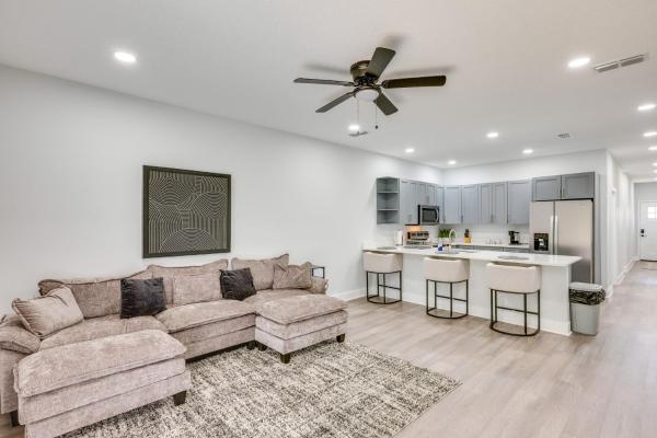 3 Mi To Dtwn & Everbank Stadium! Family Townhome - Jacksonville, FL