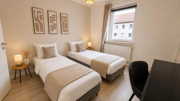 Zentrale Wohnung In Halberstadt - Ideal Für 4 Personen Mit Boxspringbetten, Küche, Balkon, Self Check-in - Halberstadt