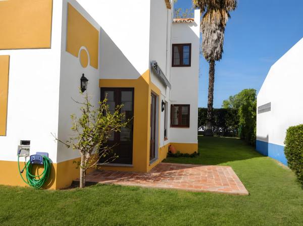 Vivenda Com Jardim E Piscina - Tavira
