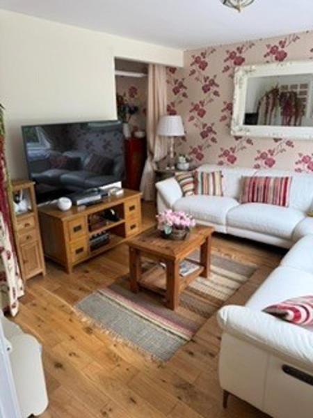 House Sleeps 6 With Enclosed Garden - Cirencester