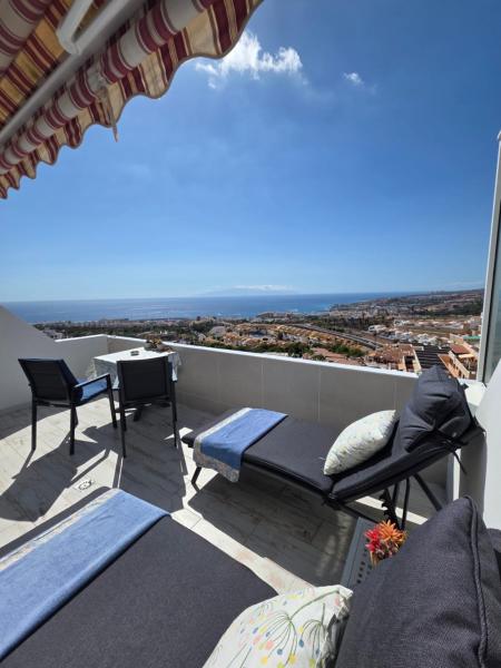 Views, International Channels, A-c, Pool, Bar - Tenerife