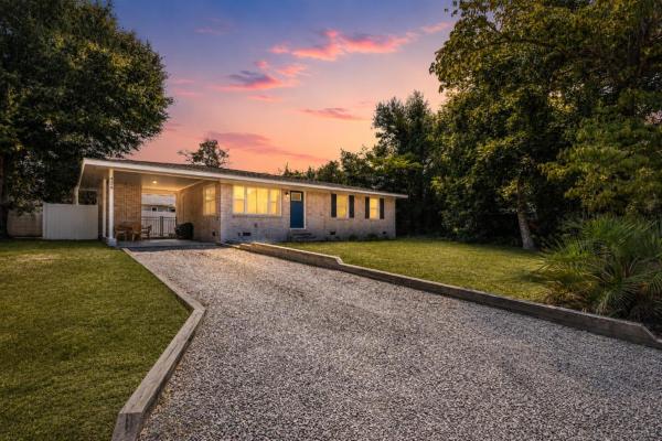 Boho Beach Home 2 Minutes To Beach Food And Fun - Southport, NC