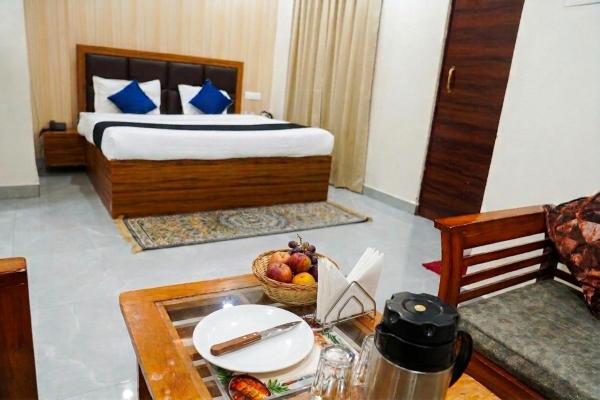 Hotel Majestic Blue - Lucknow