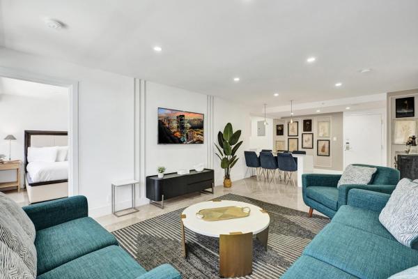 Modern 2br 2ba Condo, Steps To Beach And Resort Amenities 1411 - South Beach, FL